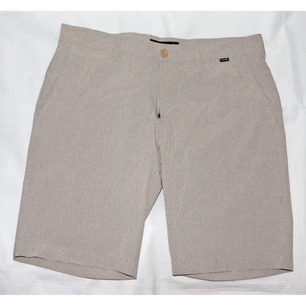 Travis Mathew Men's Casual Stretch Flat Front Golf Shorts Size 34